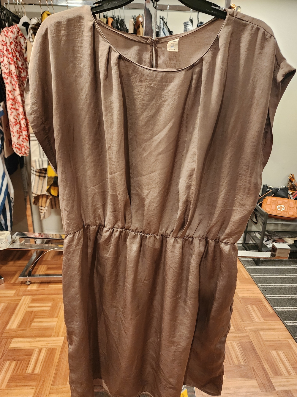 Old Navy Taupe Short-Sleeve Midi Dress